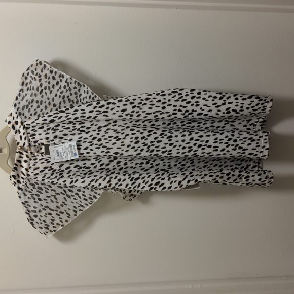 Leopard Mock Neck Blouse - Picture 4 of 4